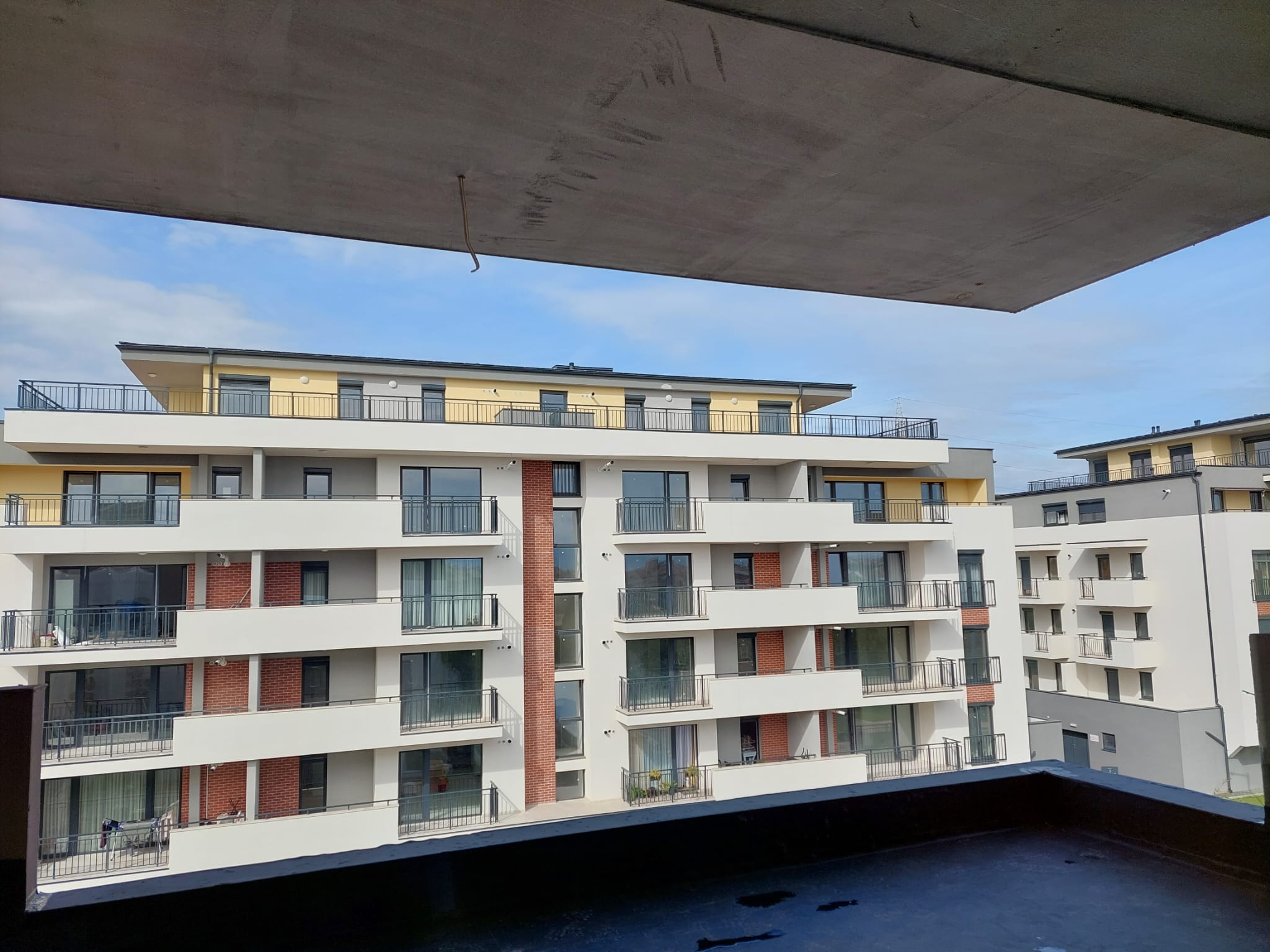 Green Hill Residence